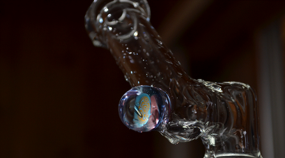Dry Pipes vs. Water Pipes: Which One Suits Your Lifestyle?